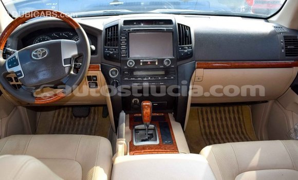 Buy Import Toyota Land Cruiser Black Car in Import - Dubai in Anse-la-Raye Buy Import Toyota Land Cruiser Black Car in Import - Dubai in Anse-la-Raye