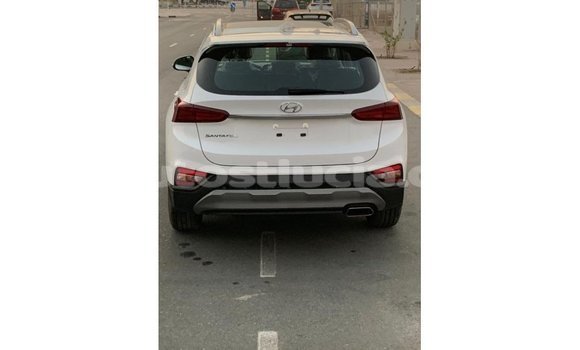 Buy Import Hyundai Santa Fe White Car in Import - Dubai in Anse-la-Raye Buy Import Hyundai Santa Fe White Car in Import - Dubai in Anse-la-Raye