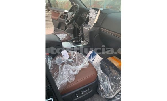 Buy Import Toyota Land Cruiser Black Car in Import - Dubai in Anse-la-Raye Buy Import Toyota Land Cruiser Black Car in Import - Dubai in Anse-la-Raye
