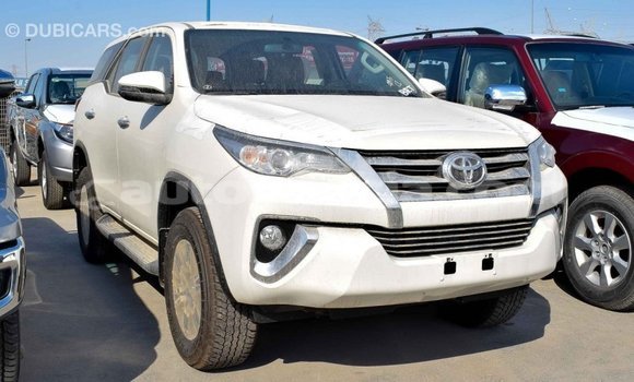 Buy Import Toyota Fortuner White Car in Import - Dubai in Anse-la-Raye Buy Import Toyota Fortuner White Car in Import - Dubai in Anse-la-Raye