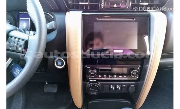 Buy Import Toyota Fortuner White Car in Import - Dubai in Anse-la-Raye Buy Import Toyota Fortuner White Car in Import - Dubai in Anse-la-Raye