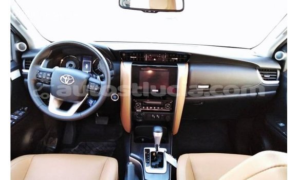 Buy Import Toyota Fortuner White Car in Import - Dubai in Anse-la-Raye Buy Import Toyota Fortuner White Car in Import - Dubai in Anse-la-Raye