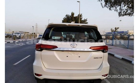 Buy Import Toyota Fortuner White Car in Import - Dubai in Anse-la-Raye Buy Import Toyota Fortuner White Car in Import - Dubai in Anse-la-Raye