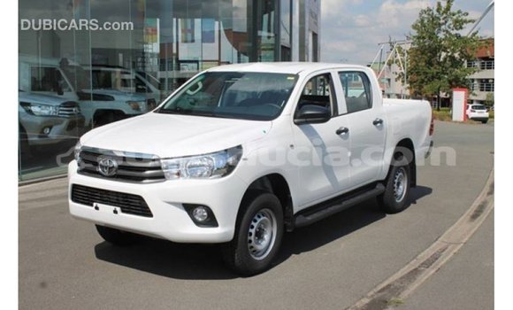 Buy Import Toyota Hilux White Car in Import - Dubai in Anse-la-Raye Buy Import Toyota Hilux White Car in Import - Dubai in Anse-la-Raye