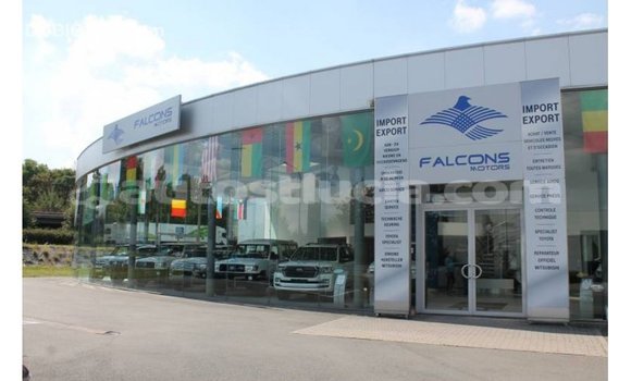 Buy Import Toyota Hilux White Car in Import - Dubai in Anse-la-Raye Buy Import Toyota Hilux White Car in Import - Dubai in Anse-la-Raye