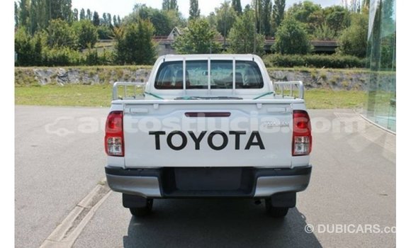 Buy Import Toyota Hilux White Car in Import - Dubai in Anse-la-Raye Buy Import Toyota Hilux White Car in Import - Dubai in Anse-la-Raye