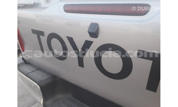 Buy Import Toyota Hilux Other Car in Import - Dubai in Anse-la-Raye Buy Import Toyota Hilux Other Car in Import - Dubai in Anse-la-Raye