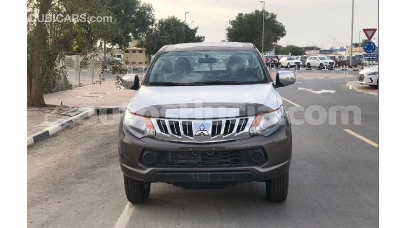 Big with watermark mitsubishi l200 anse la raye import dubai 2123