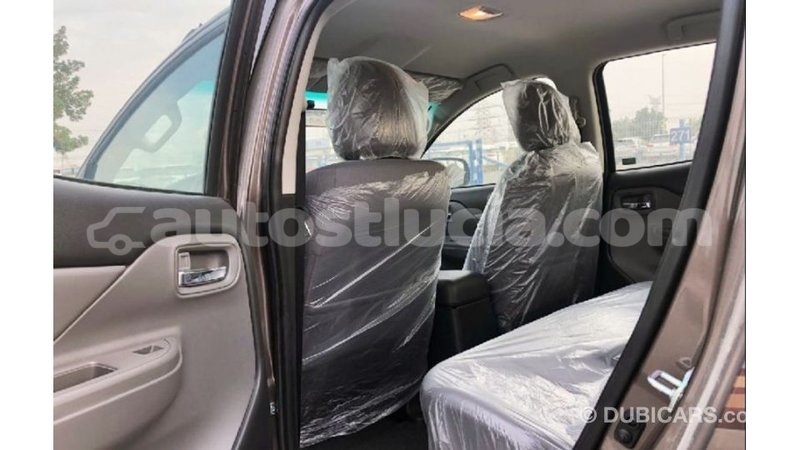 Big with watermark mitsubishi l200 anse la raye import dubai 2123
