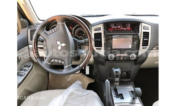 Buy Import Mitsubishi Pajero Black Car in Import - Dubai in Anse-la-Raye Buy Import Mitsubishi Pajero Black Car in Import - Dubai in Anse-la-Raye