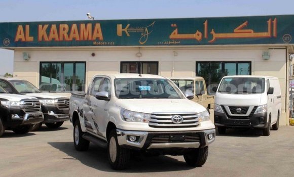 Acheter Import Voiture Toyota Hilux Blanc à Import - Dubai, Anse-la-Raye Acheter Import Voiture Toyota Hilux Blanc à Import - Dubai, Anse-la-Raye