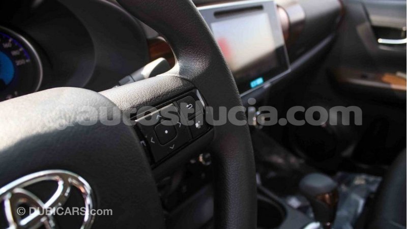 Big with watermark toyota hilux anse la raye import dubai 2130