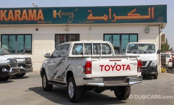 Acheter Import Voiture Toyota Hilux Blanc à Import - Dubai, Anse-la-Raye Acheter Import Voiture Toyota Hilux Blanc à Import - Dubai, Anse-la-Raye