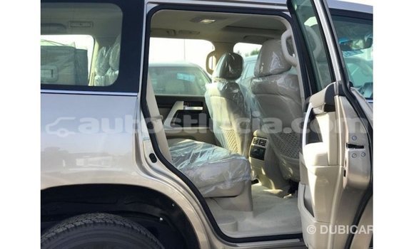 Buy Import Toyota Land Cruiser Other Car in Import - Dubai in Anse-la-Raye Buy Import Toyota Land Cruiser Other Car in Import - Dubai in Anse-la-Raye