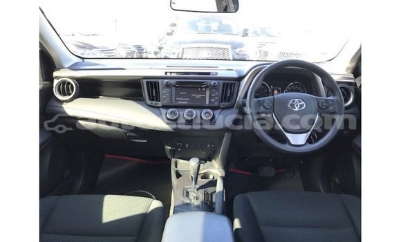 Buy Import Toyota 4Runner White Car in Import - Dubai in Anse-la-Raye Buy Import Toyota 4Runner White Car in Import - Dubai in Anse-la-Raye