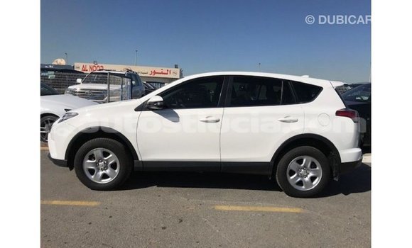 Buy Import Toyota 4Runner White Car in Import - Dubai in Anse-la-Raye Buy Import Toyota 4Runner White Car in Import - Dubai in Anse-la-Raye