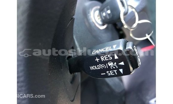 Buy Import Toyota 4Runner White Car in Import - Dubai in Anse-la-Raye Buy Import Toyota 4Runner White Car in Import - Dubai in Anse-la-Raye