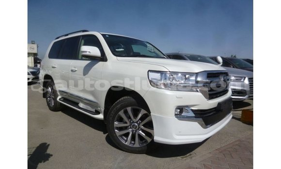Buy Import Toyota Land Cruiser White Car in Import - Dubai in Anse-la-Raye Buy Import Toyota Land Cruiser White Car in Import - Dubai in Anse-la-Raye