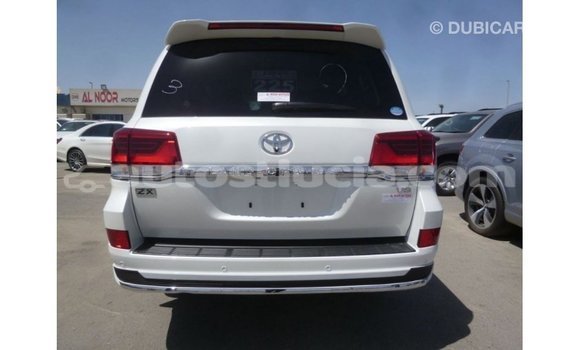 Buy Import Toyota Land Cruiser White Car in Import - Dubai in Anse-la-Raye Buy Import Toyota Land Cruiser White Car in Import - Dubai in Anse-la-Raye
