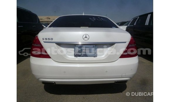Buy Import Mercedes-Benz 190 (W201) White Car in Import - Dubai in Anse-la-Raye Buy Import Mercedes-Benz 190 (W201) White Car in Import - Dubai in Anse-la-Raye