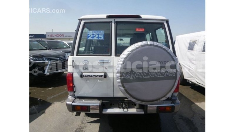 Big with watermark toyota land cruiser anse la raye import dubai 2150