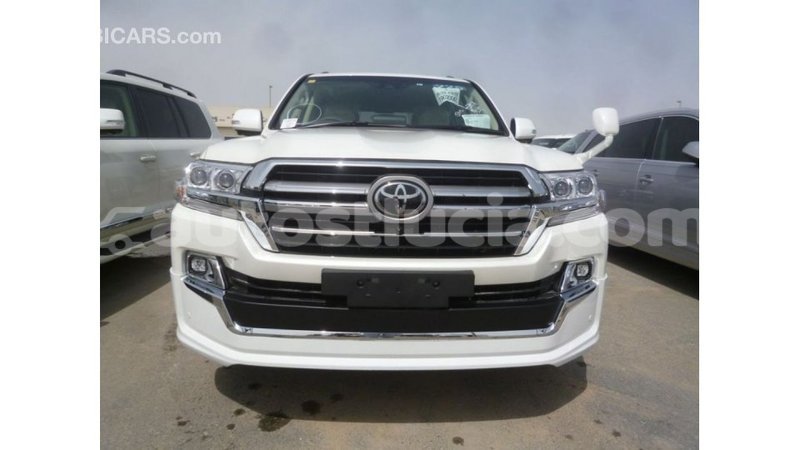 Big with watermark toyota land cruiser anse la raye import dubai 2153