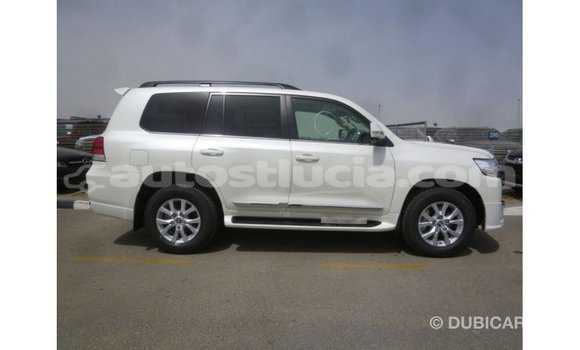 Buy Import Toyota Land Cruiser White Car in Import - Dubai in Anse-la-Raye Buy Import Toyota Land Cruiser White Car in Import - Dubai in Anse-la-Raye