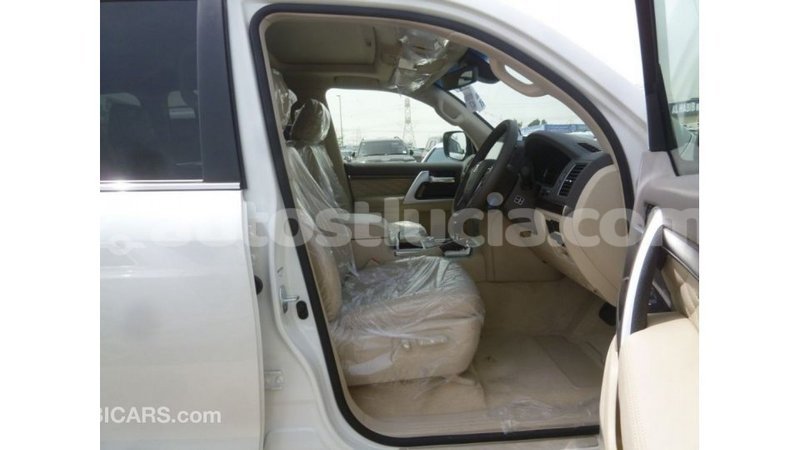 Big with watermark toyota land cruiser anse la raye import dubai 2153