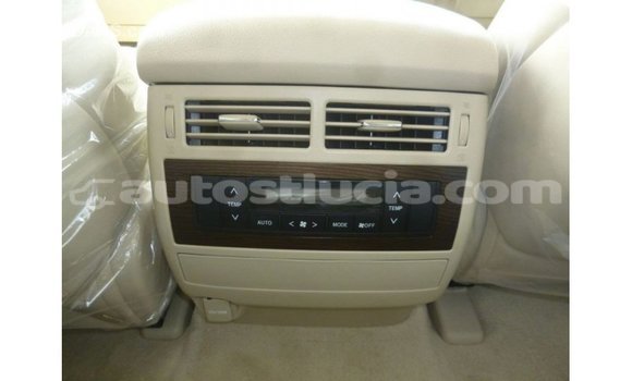 Buy Import Toyota Land Cruiser White Car in Import - Dubai in Anse-la-Raye Buy Import Toyota Land Cruiser White Car in Import - Dubai in Anse-la-Raye