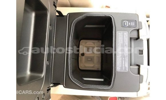 Acheter Import Voiture Toyota Land Cruiser Noir à Import - Dubai, Anse-la-Raye Acheter Import Voiture Toyota Land Cruiser Noir à Import - Dubai, Anse-la-Raye