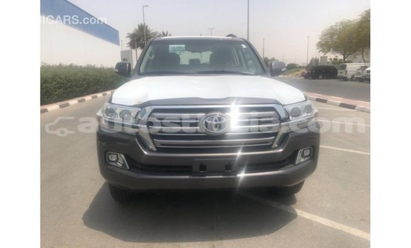 Buy Import Toyota Land Cruiser Other Car in Import - Dubai in Anse-la-Raye Buy Import Toyota Land Cruiser Other Car in Import - Dubai in Anse-la-Raye