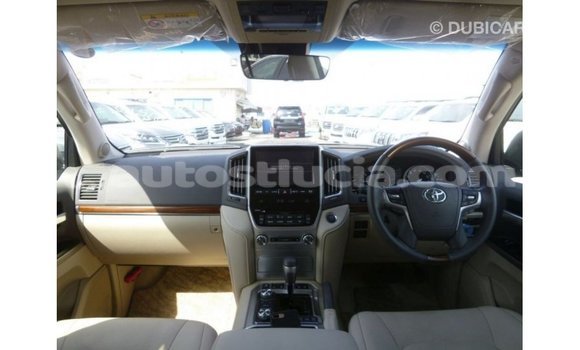 Acheter Import Voiture Toyota Land Cruiser Noir à Import - Dubai, Anse-la-Raye Acheter Import Voiture Toyota Land Cruiser Noir à Import - Dubai, Anse-la-Raye