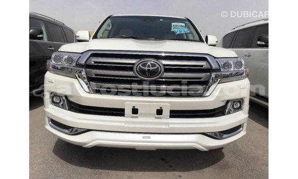 Buy Import Toyota Land Cruiser White Car in Import - Dubai in Anse-la-Raye Buy Import Toyota Land Cruiser White Car in Import - Dubai in Anse-la-Raye
