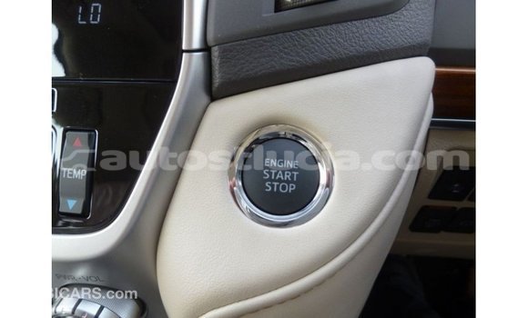 Buy Import Toyota Land Cruiser White Car in Import - Dubai in Anse-la-Raye Buy Import Toyota Land Cruiser White Car in Import - Dubai in Anse-la-Raye
