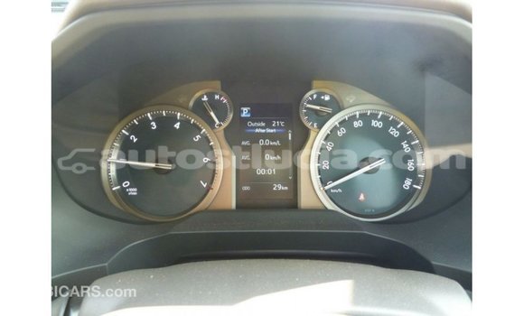 Acheter Import Voiture Toyota Prado Blanc à Import - Dubai, Anse-la-Raye Acheter Import Voiture Toyota Prado Blanc à Import - Dubai, Anse-la-Raye
