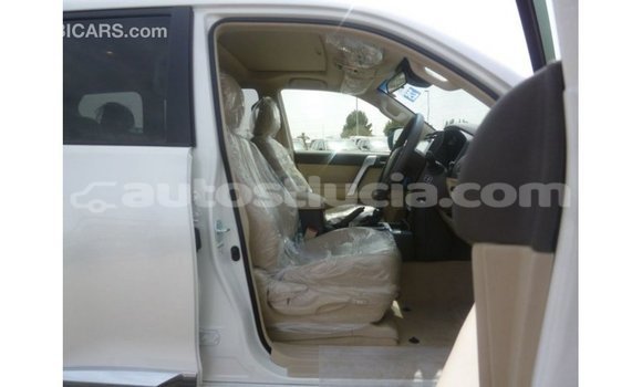 Buy Import Toyota Prado White Car in Import - Dubai in Anse-la-Raye Buy Import Toyota Prado White Car in Import - Dubai in Anse-la-Raye