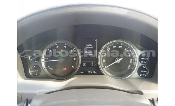 Buy Import Toyota Land Cruiser White Car in Import - Dubai in Anse-la-Raye Buy Import Toyota Land Cruiser White Car in Import - Dubai in Anse-la-Raye