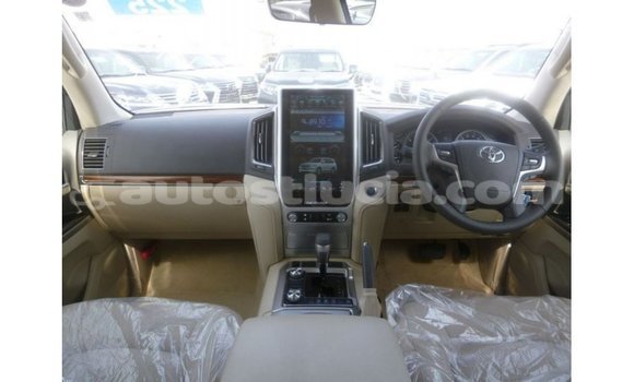 Buy Import Toyota Land Cruiser White Car in Import - Dubai in Anse-la-Raye Buy Import Toyota Land Cruiser White Car in Import - Dubai in Anse-la-Raye