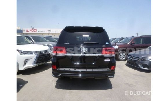 Acheter Import Voiture Toyota Land Cruiser Noir à Import - Dubai, Anse-la-Raye Acheter Import Voiture Toyota Land Cruiser Noir à Import - Dubai, Anse-la-Raye
