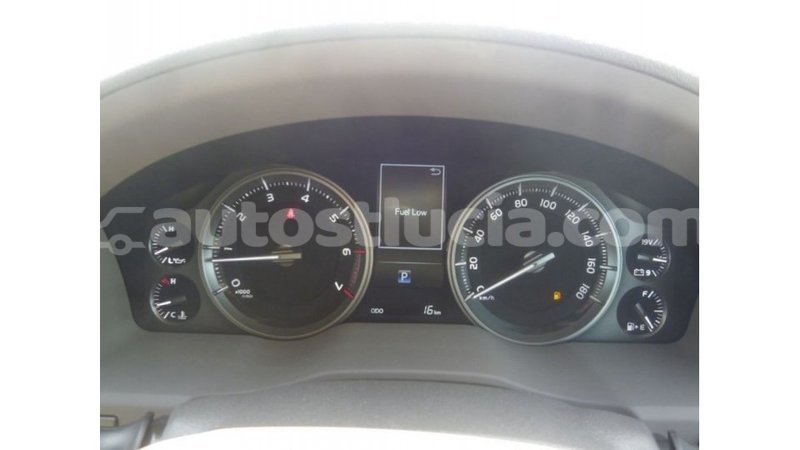 Big with watermark toyota land cruiser anse la raye import dubai 2184