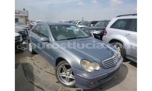 Buy Import Mercedes-Benz 190 (W201) Blue Car in Import - Dubai in Anse-la-Raye Buy Import Mercedes-Benz 190 (W201) Blue Car in Import - Dubai in Anse-la-Raye
