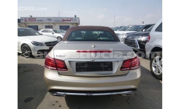 Buy Import Mercedes-Benz 200 Other Car in Import - Dubai in Anse-la-Raye Buy Import Mercedes-Benz 200 Other Car in Import - Dubai in Anse-la-Raye
