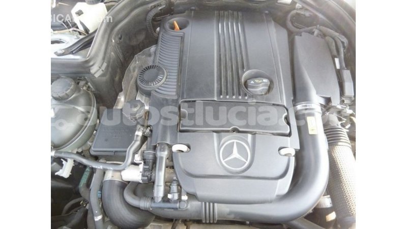 Big with watermark mercedes benz 250 anse la raye import dubai 2192