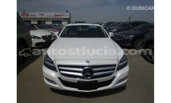 Buy Import Mercedes-Benz 190 (W201) White Car in Import - Dubai in Anse-la-Raye Buy Import Mercedes-Benz 190 (W201) White Car in Import - Dubai in Anse-la-Raye