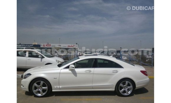 Buy Import Mercedes-Benz 190 (W201) White Car in Import - Dubai in Anse-la-Raye Buy Import Mercedes-Benz 190 (W201) White Car in Import - Dubai in Anse-la-Raye