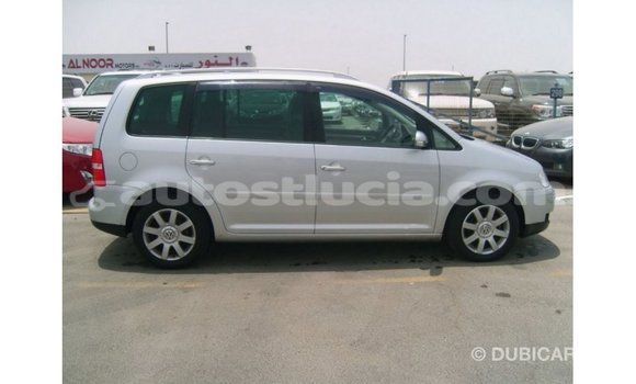 Buy Import Volkswagen Touran Other Car in Import - Dubai in Anse-la-Raye Buy Import Volkswagen Touran Other Car in Import - Dubai in Anse-la-Raye