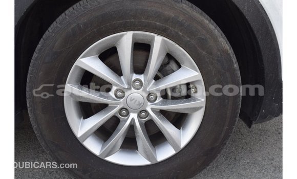 Buy Import Kia Sorento White Car in Import - Dubai in Anse-la-Raye