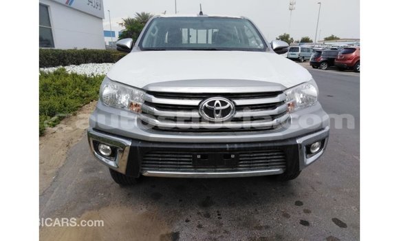 Acheter Import Voiture Toyota Hilux Autre à Import - Dubai, Anse-la-Raye Acheter Import Voiture Toyota Hilux Autre à Import - Dubai, Anse-la-Raye