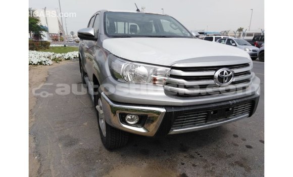 Acheter Import Voiture Toyota Hilux Autre à Import - Dubai, Anse-la-Raye Acheter Import Voiture Toyota Hilux Autre à Import - Dubai, Anse-la-Raye