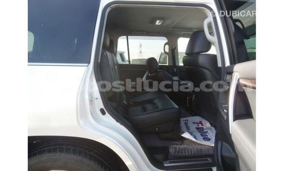 Buy Import Toyota Land Cruiser White Car in Import - Dubai in Anse-la-Raye Buy Import Toyota Land Cruiser White Car in Import - Dubai in Anse-la-Raye